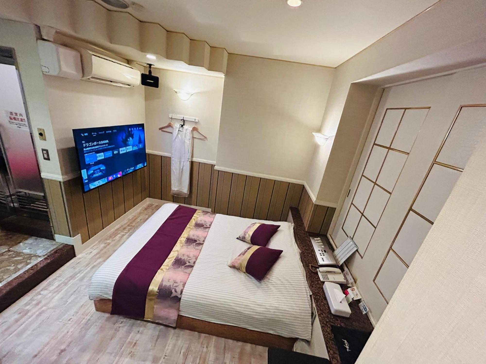 Crystal 大人専用 3* 东京